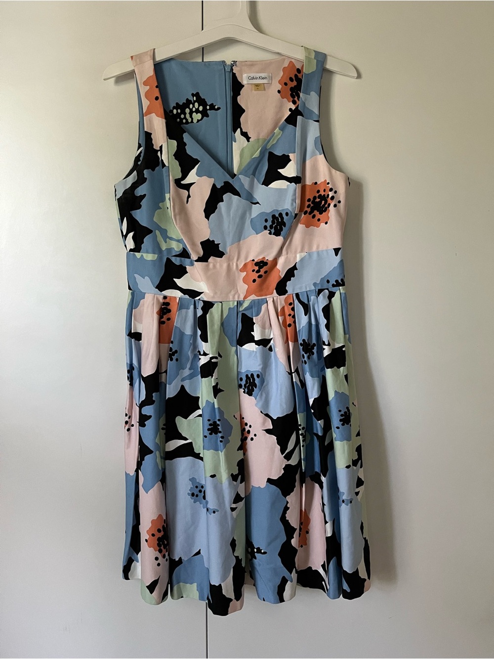 Floral Calvin Klein Dress 🌸🩵